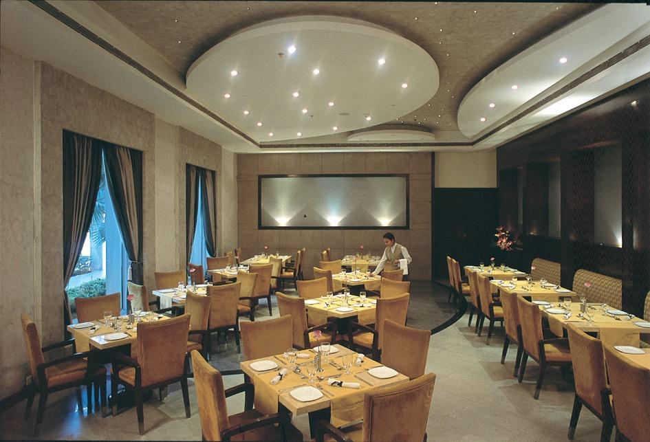 Aveda Hotel - Ludhiana Лудхиана Экстерьер фото