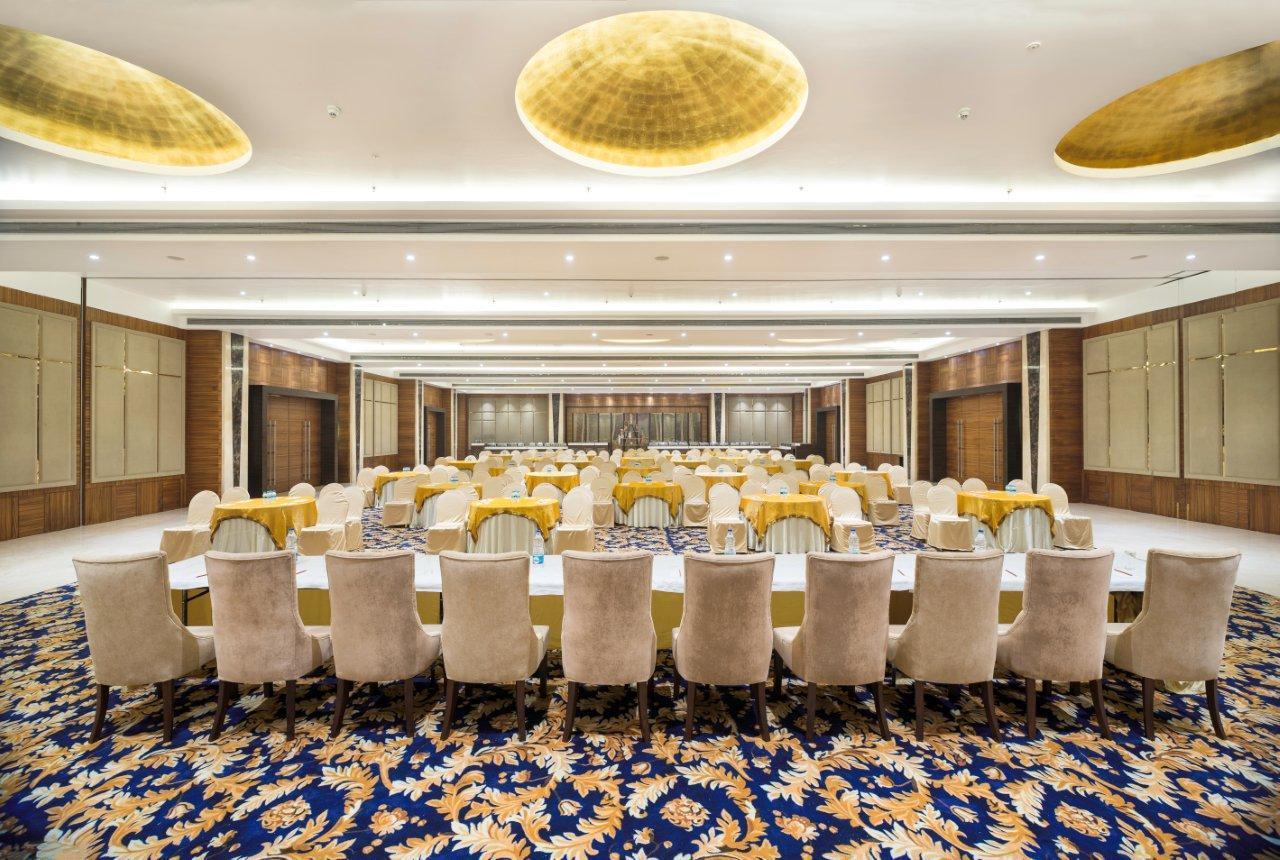 Aveda Hotel - Ludhiana Лудхиана Экстерьер фото